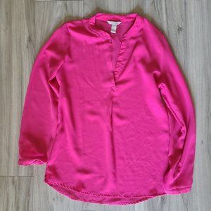 Banana Republic Hot Pink long sleeve v-neck blouse